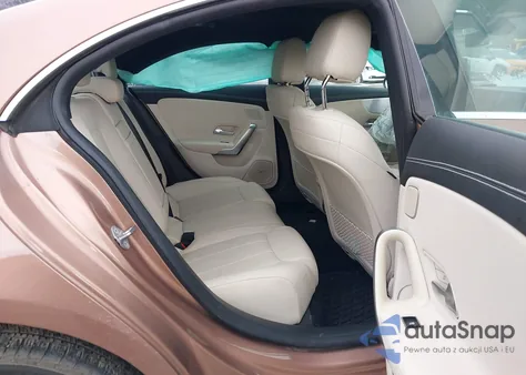 2021 Mercedes-Benz Cla 250 4Matic z USA, uszkodzony, nr VIN W1K5J4HB1MN215403